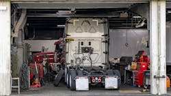 67696f92572ca0a14916313c Dreamstime Xxl 327892067 67696f92572ca0a14916313c Dreamstime Xxl 327892067