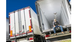 trucker-waiting-dreamstime_xl_319609524 trucker-waiting-dreamstime_xl_319609524