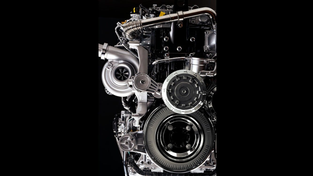 678aa9b62b83c306156c3448 Internationals13closeuplisleextended