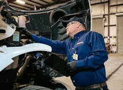 transerviceinspect_under_hood transerviceinspect_under_hood