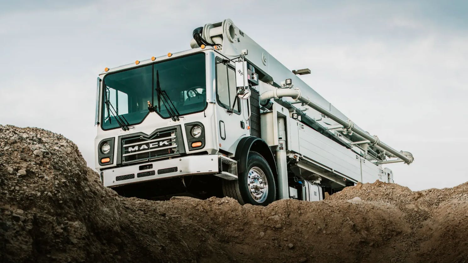 Driving without a functioning anti-lock brake system may result in the trailer not braking as intended, increasing the risk of a crash.