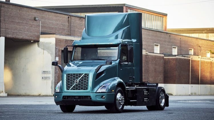 A high-voltage battery that short circuits increases the risk of a fire.