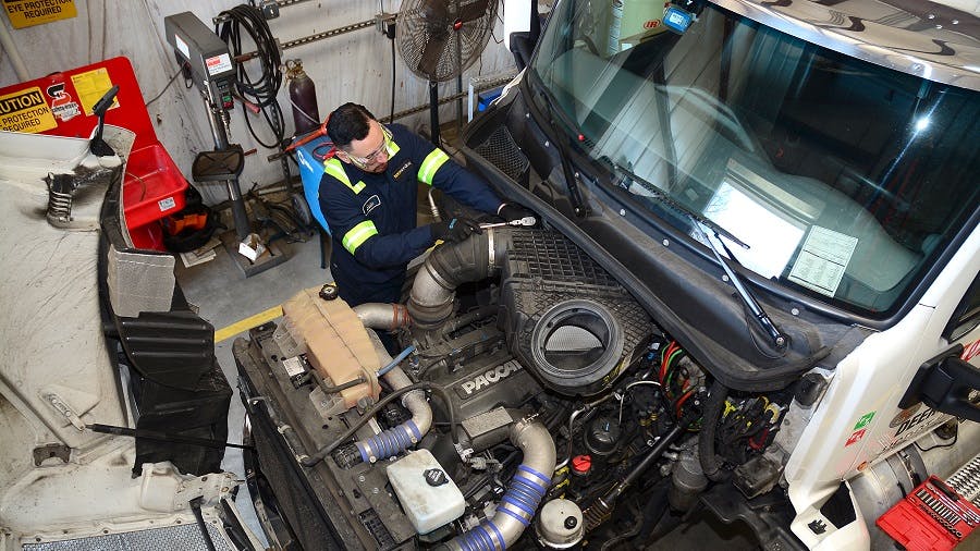 67cb0ce52e57ca8d8752dae2 Transervcie Techfm2