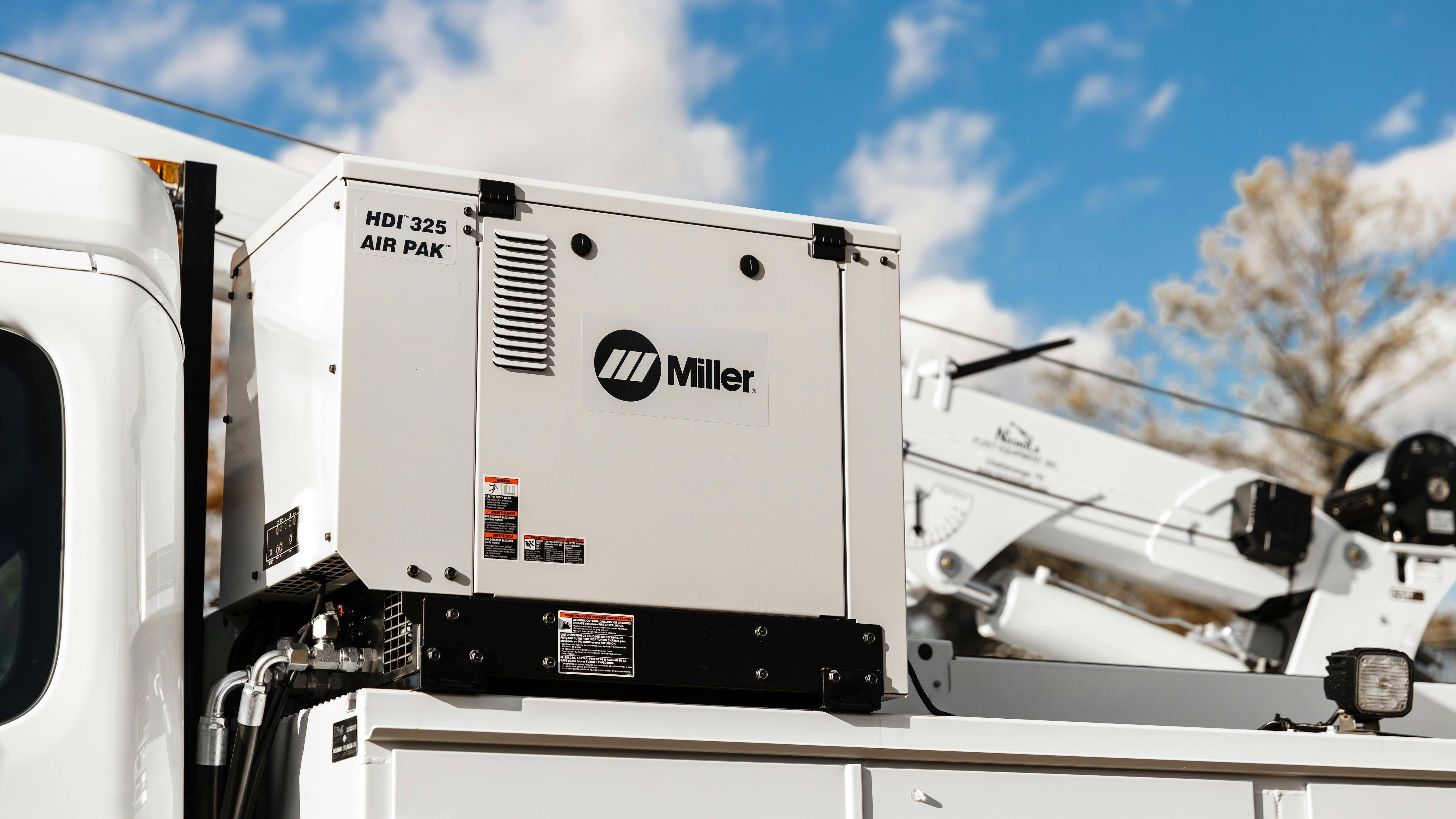 67f7fc2fc1c4a13b40857bb9 Miller Hdi Air Pak 1