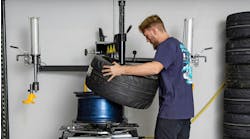 using_a_ranger_r980dp_tire_changer using_a_ranger_r980dp_tire_changer