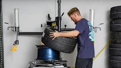 680c02b431dcf1df03739798 Using A Ranger R980dp Tire Changer 680c02b431dcf1df03739798 Using A Ranger R980dp Tire Changer