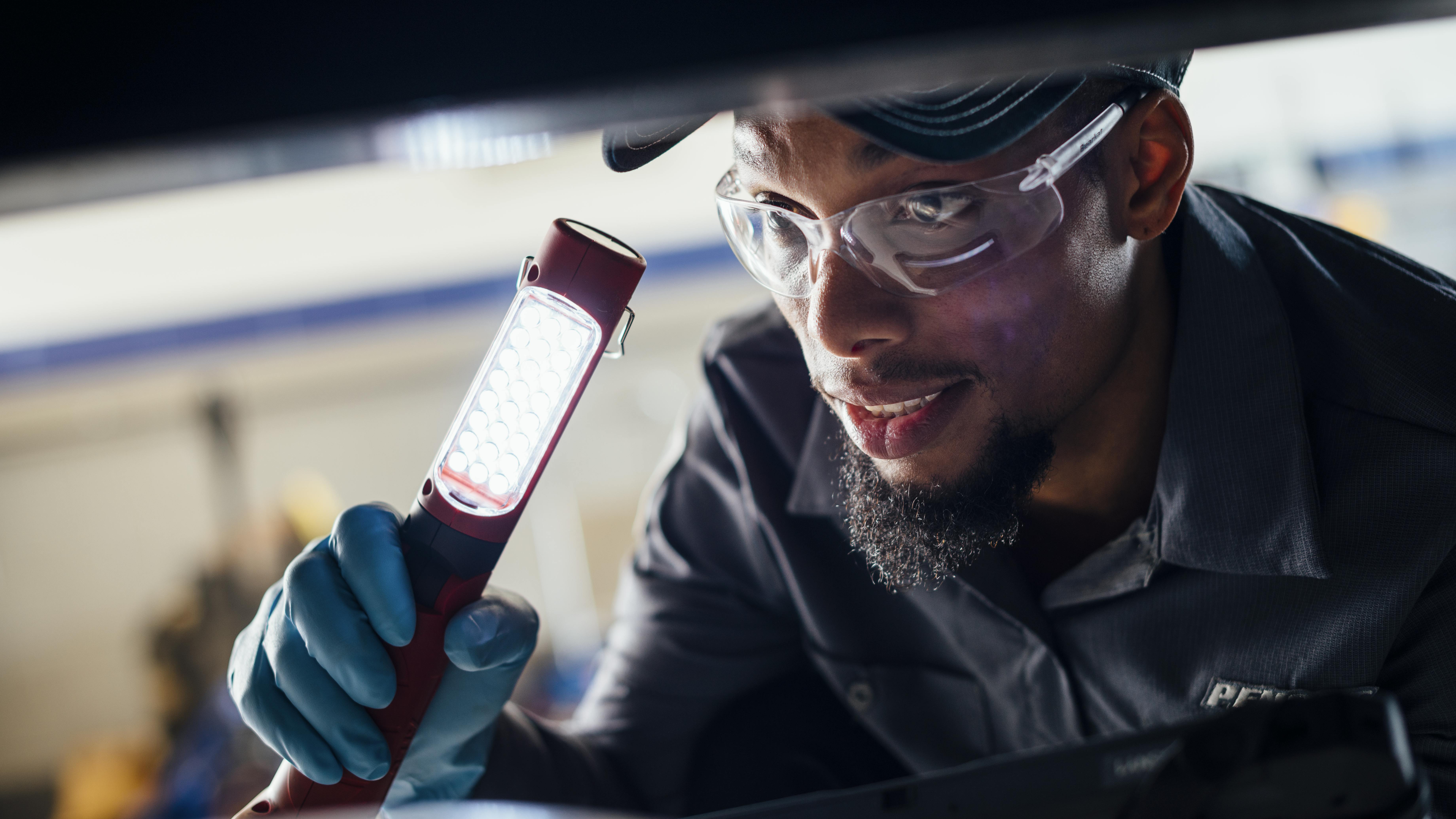 penske_maintenance-eye-protection