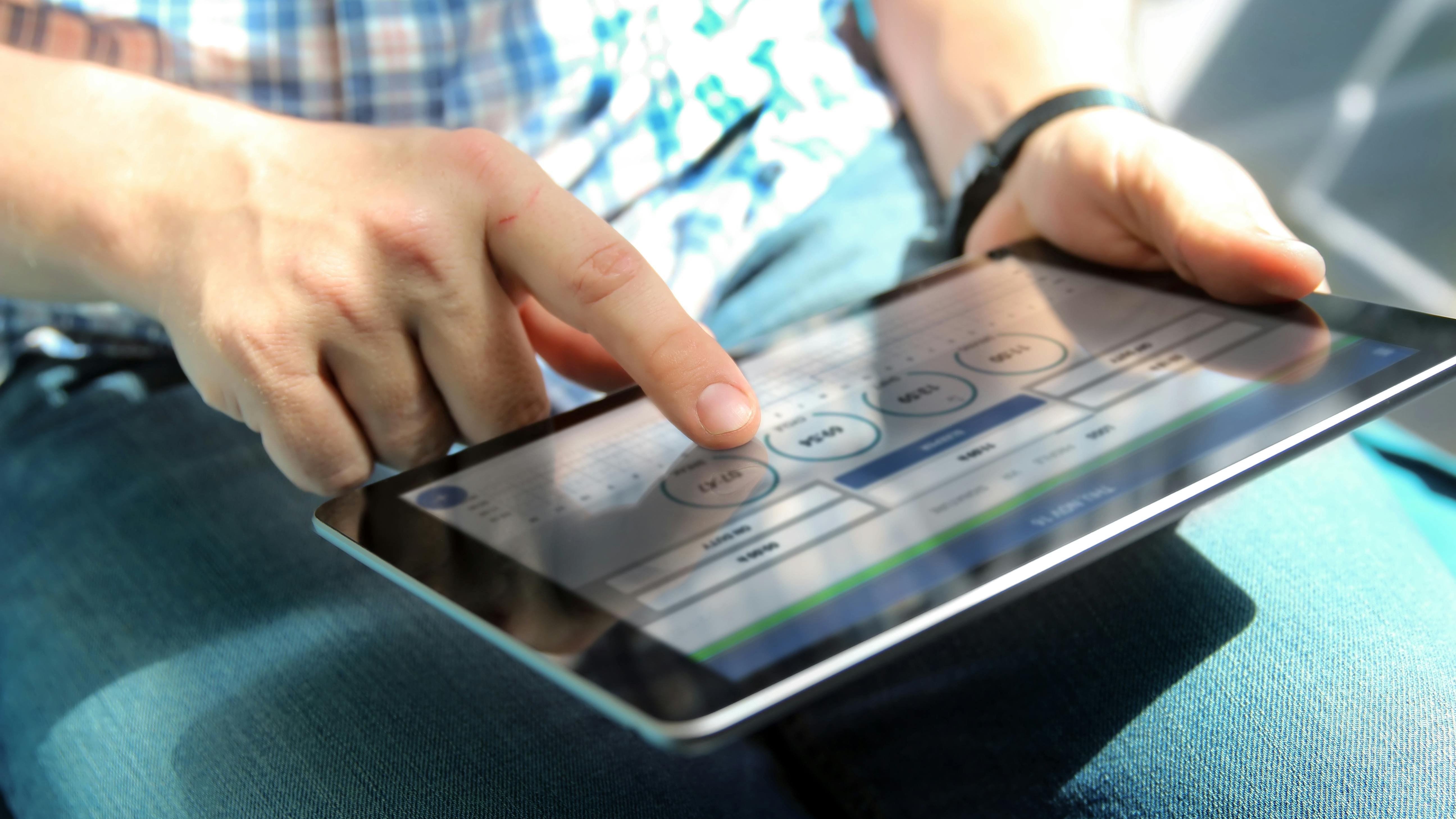 Electronic Logging Device Truck Driver