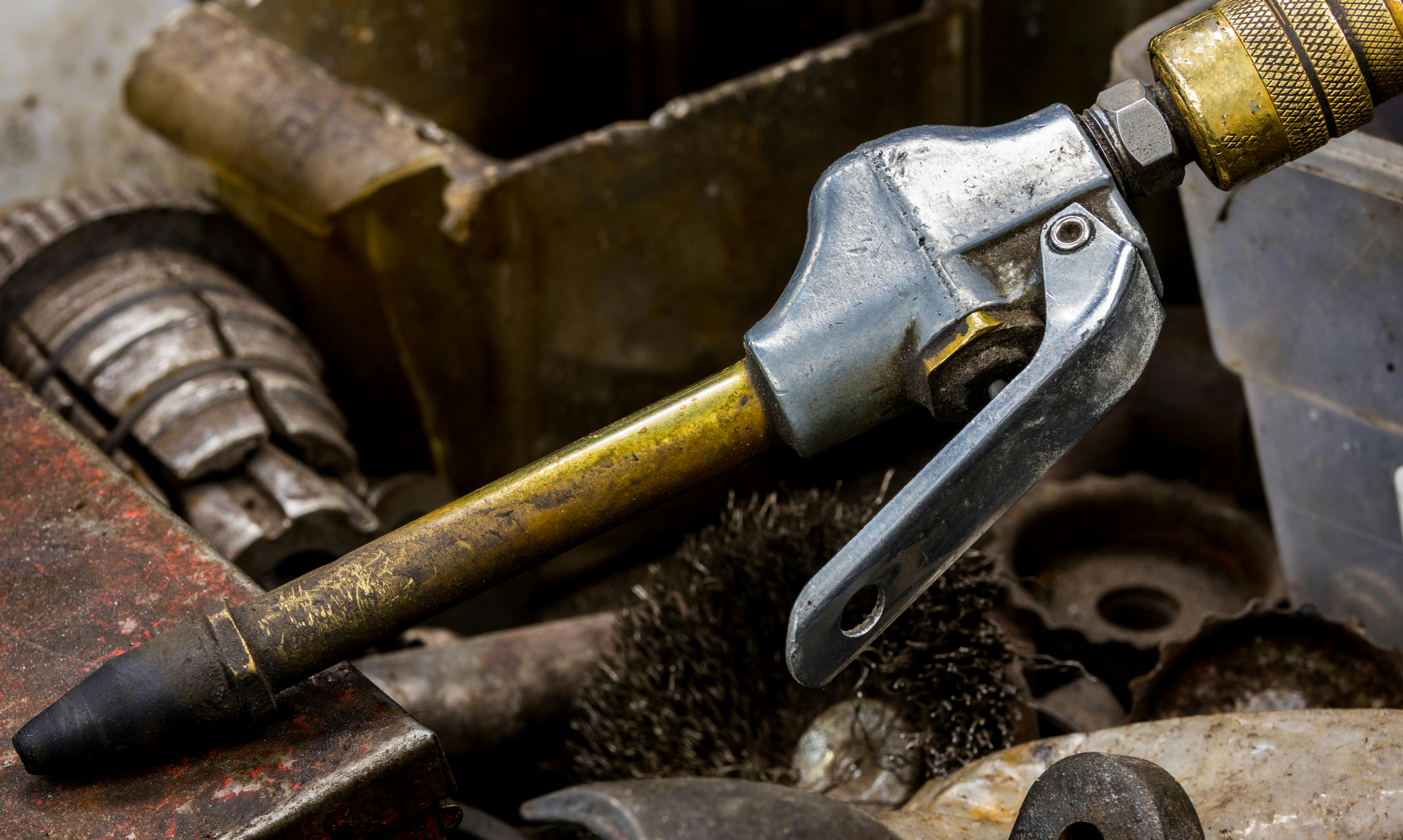 latest in shop air compressors and tools