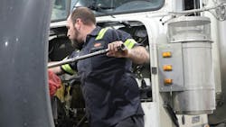 Dobbs Peterbilt Diesel technician Dobbs Peterbilt Diesel technician