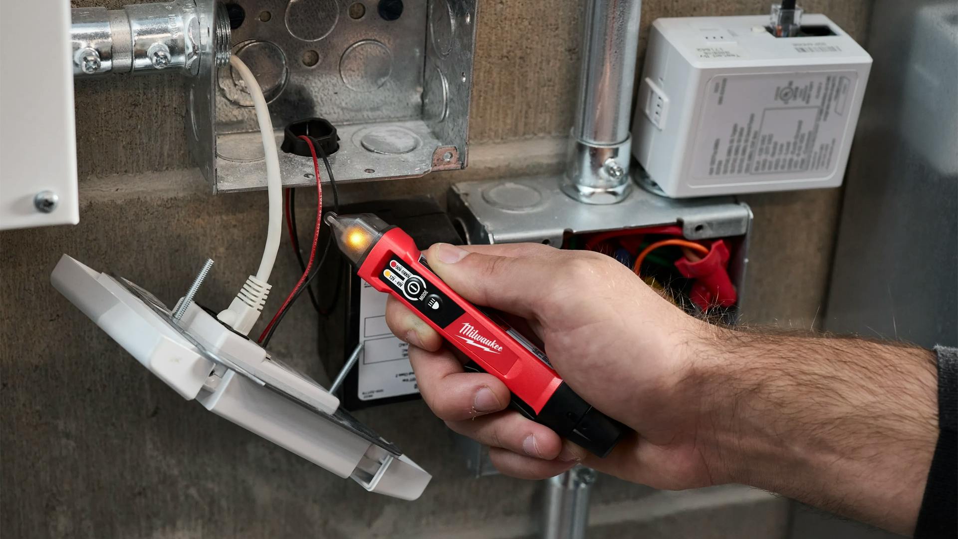 Milwaukee updates voltage detector line with Gen II models