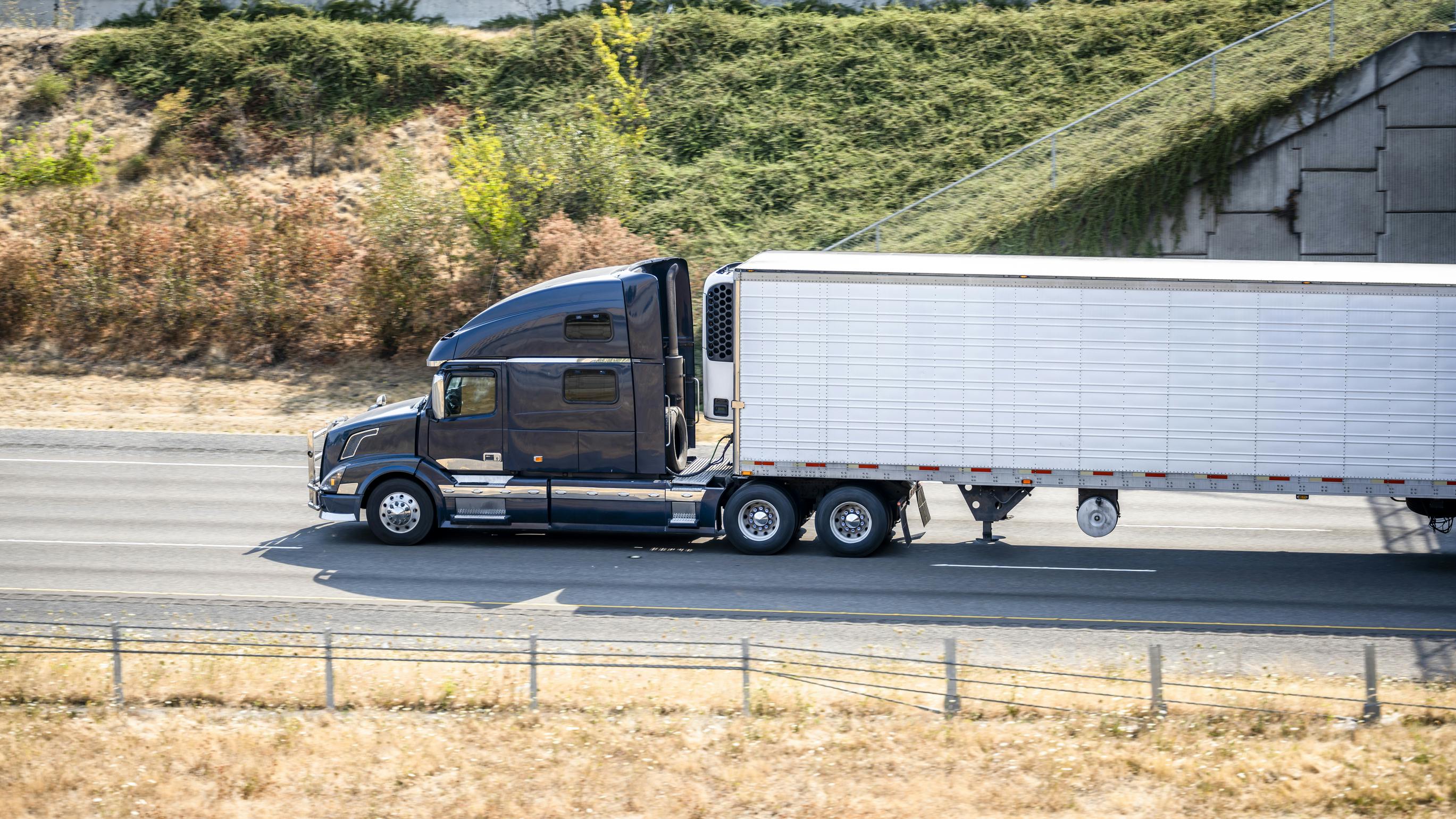 Summer heat puts commercial trucks to the test: How fleets can prevent breakdowns