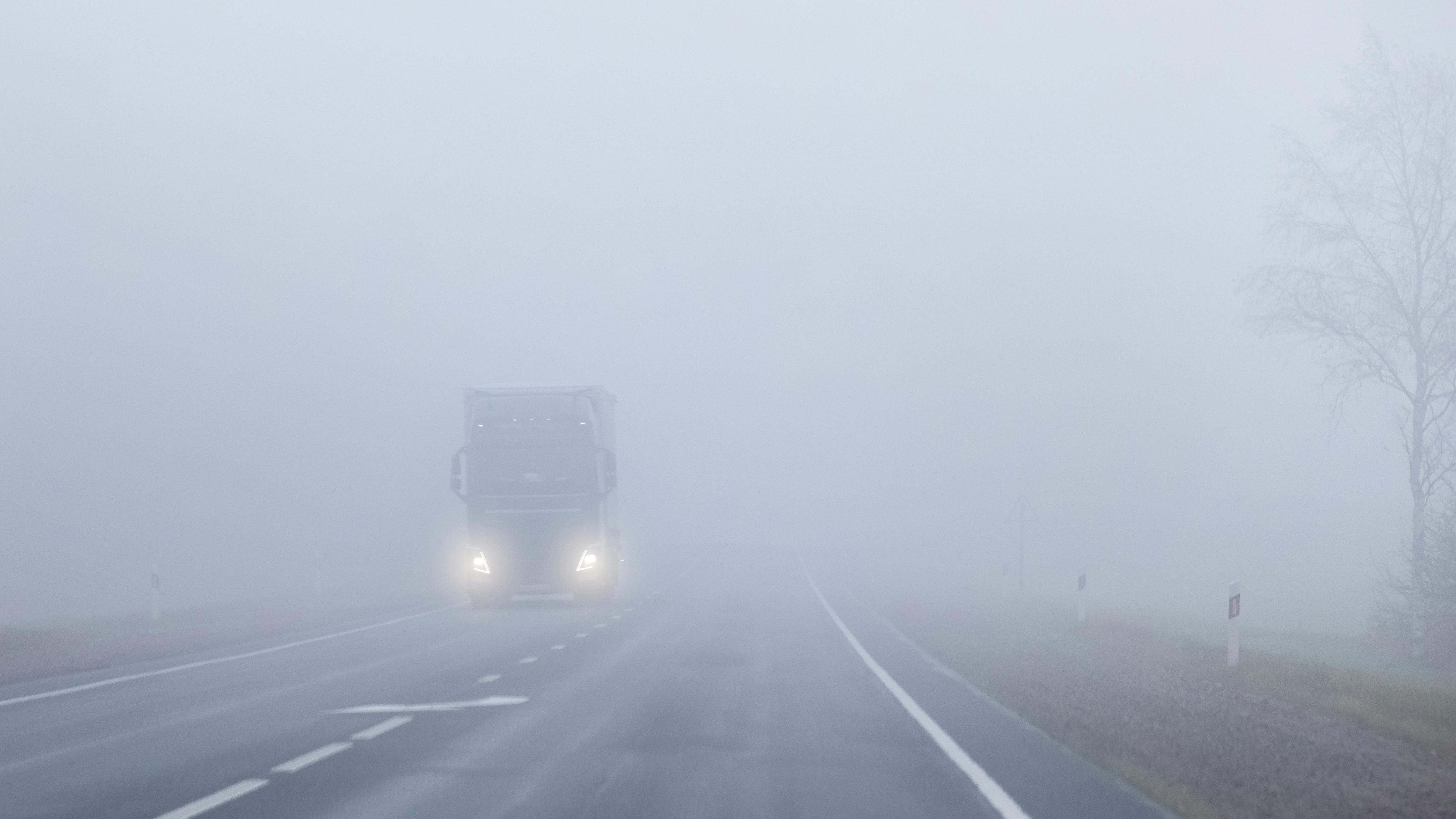fog-truck-adobestock_298508479