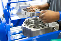 Sigma uses electric, “smart” clutches to shift gears. These electric clutches are independent, which allows one to lock in one direction and not the other. This feature enables a Hill Hold function for even the heaviest loads.