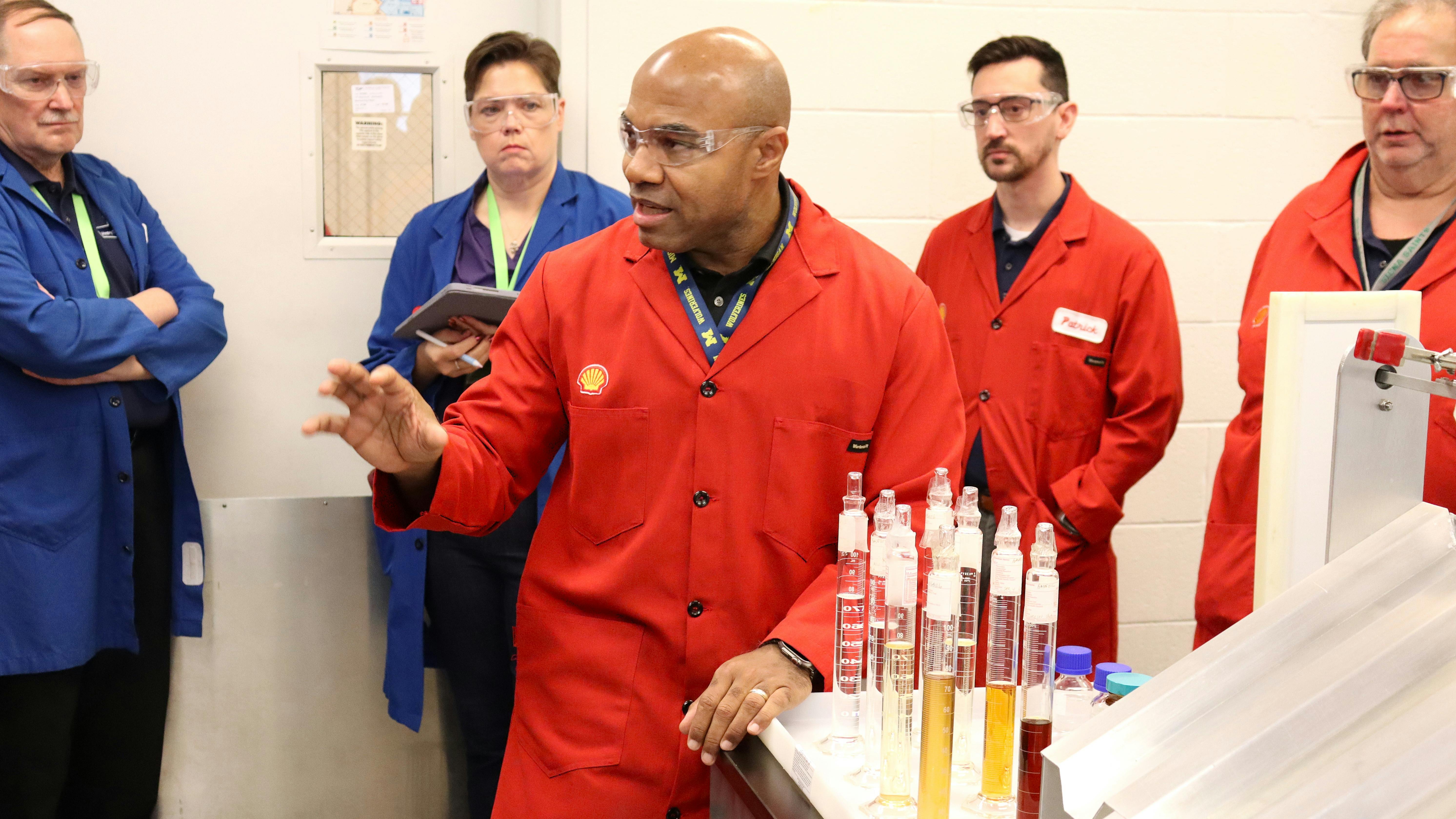 Dr. Jason Brown, Shell&rsquo;s general manager for transport and industry lubricants technology, breaks down the foundational chemistry behind next-generation commercial fluids during a tour of the Shell Technology Center in Houston. The massive R&amp;D facility heavily evaluates varying groups of raw ingredients to ensure the final product delivers peak thermal stability and oxidation resistance long before it ever reaches a fleet&rsquo;s crankcase.
